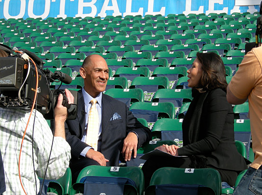 On the set at Raymond James Stadium with Ann Curry for the TODAY show - © All rights reserved. Photo by Jessica Atteberry Quinn