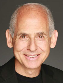 Headshot image of world-renowned psychiatrist, Dr. Daniel G. Amen